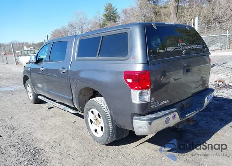 2013 Toyota Tundra Grade 5.7L V8 z USA, uszkodzony, nr VIN 5TFDY5F17DX306486